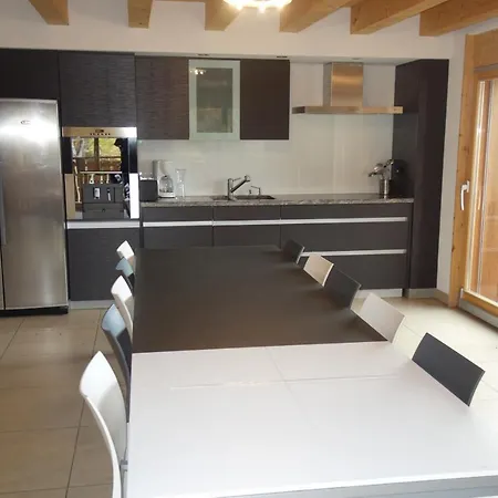 Hauts De Veysonnaz Luxe & Sauna Apartments