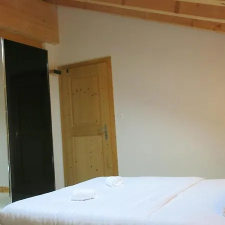 Hauts De Veysonnaz Luxe & Sauna Apartments * Veysonnaz